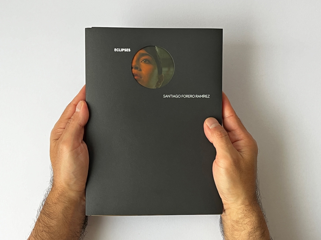 https://www.santiagoforero.com/files/gimgs/th-34_santiago-forero-eclipses-publication-02.jpg