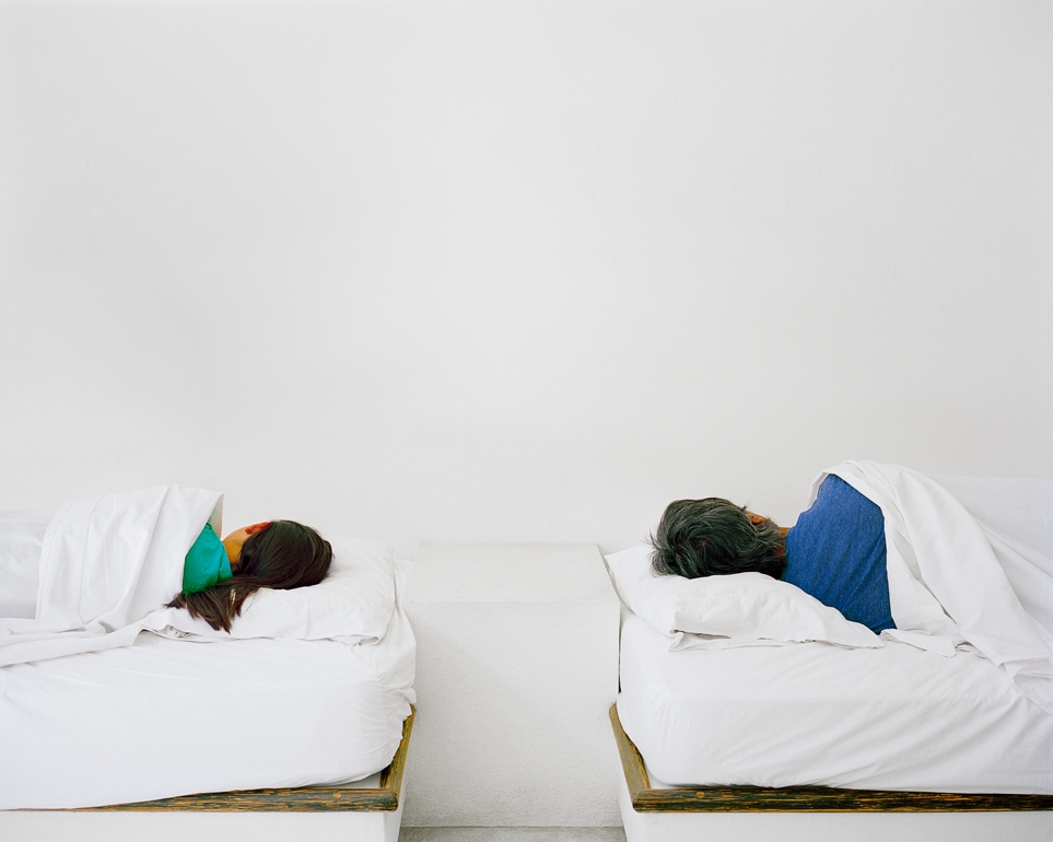 https://www.santiagoforero.com/files/gimgs/th-9_santiago-forero-story-about-friends-sleepyheads.jpg